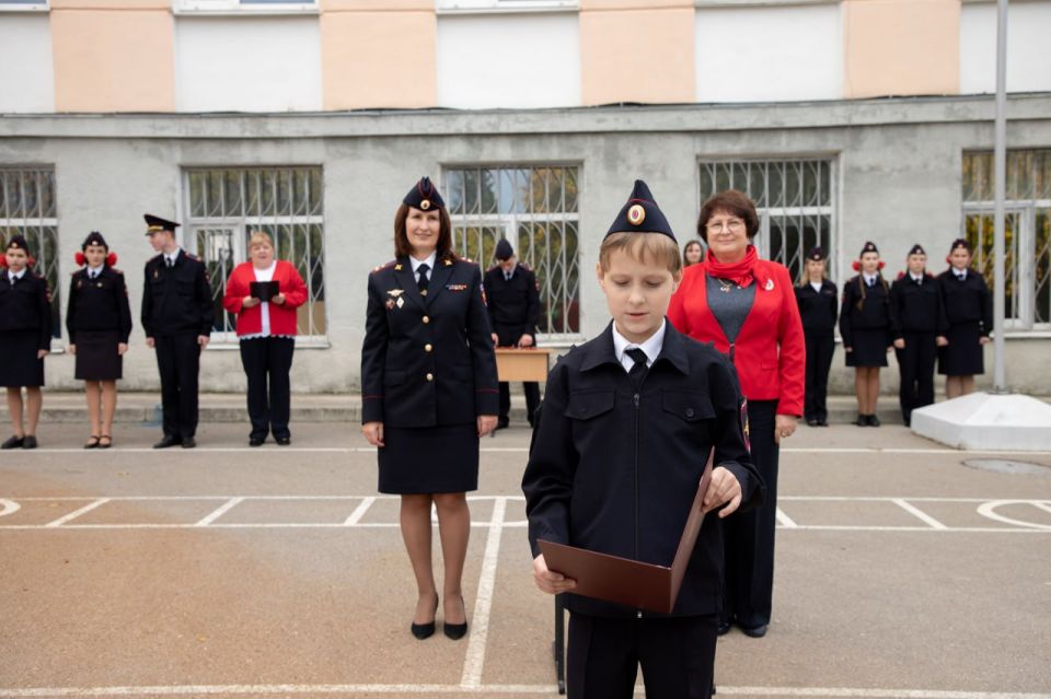 Заместитель начальника Управления МВД России по г. Севастополю полковник полиции Жанна Данилина приняла участие в церемонии вручения первых паспортов и приведении к Клятве и Обещанию кадет органов внутренних дел Заместитель начальника Управления МВД России по г. Севастополю полковник полиции Жанна Данилина приняла участие в церемонии вручения первых паспортов и приведении к Клятве и Обещанию кадет органов внутренних дел