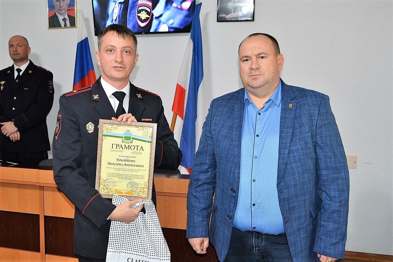 Александр Соколовский: Принял участие в торжественном мероприятии, посвященном Дню сотрудника органов внутренних дел Александр Соколовский: Принял участие в торжественном мероприятии, посвященном Дню сотрудника органов внутренних дел