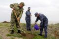 В Херсонской области росгвардейцы и экологи высадили «Сад Памяти» на легендарном плацдарме у Сиваша