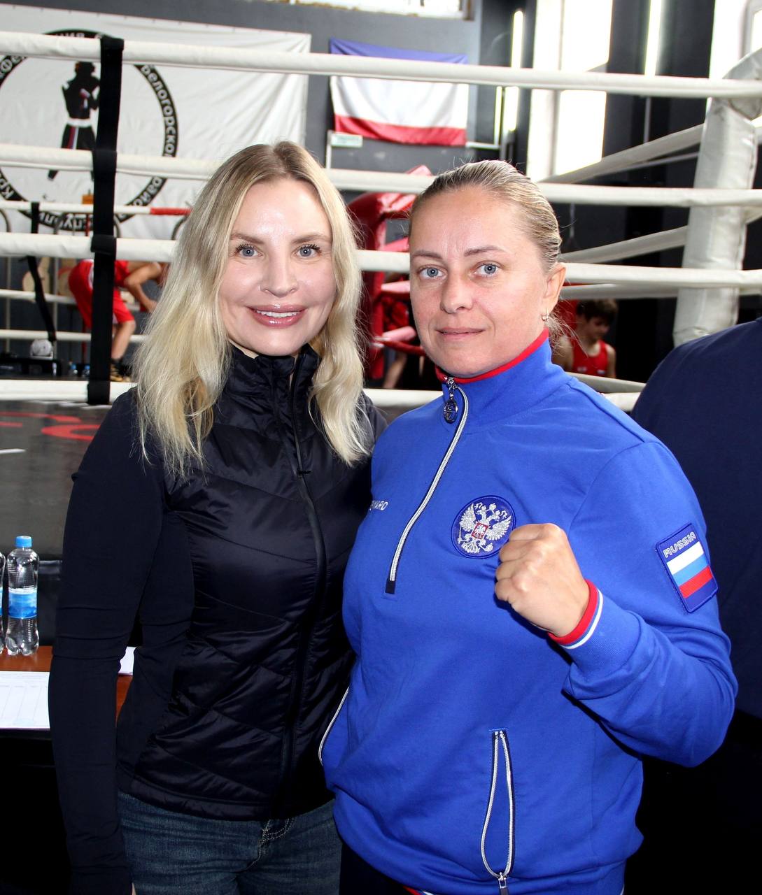 Ольга Торубарова: Вместе с Ветераном боевых действий, участником кадрового проекта «Герои России. Герои Крыма» Сергеем Сергеевичем Каменевым приняли участие в муниципальном турнире по боксу приуроченному ко Дню Народного... Ольга Торубарова: Вместе с Ветераном боевых действий, участником кадрового проекта «Герои России. Герои Крыма» Сергеем Сергеевичем Каменевым приняли участие в муниципальном турнире по боксу приуроченному ко Дню Народного...