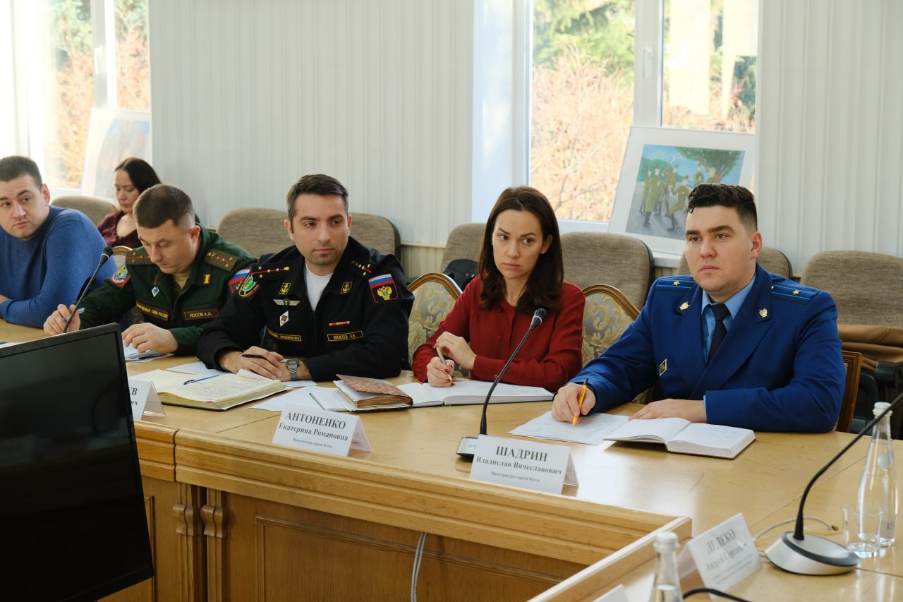 Янина Павленко: Большой прием участников Специальной военной операции и членов их семей под началом руководителя филиала Государственного фонда «Защитники Отечества» по РК Владимира Олеговича Трегуба Янина Павленко: Большой прием участников Специальной военной операции и членов их семей под началом руководителя филиала Государственного фонда «Защитники Отечества» по РК Владимира Олеговича Трегуба