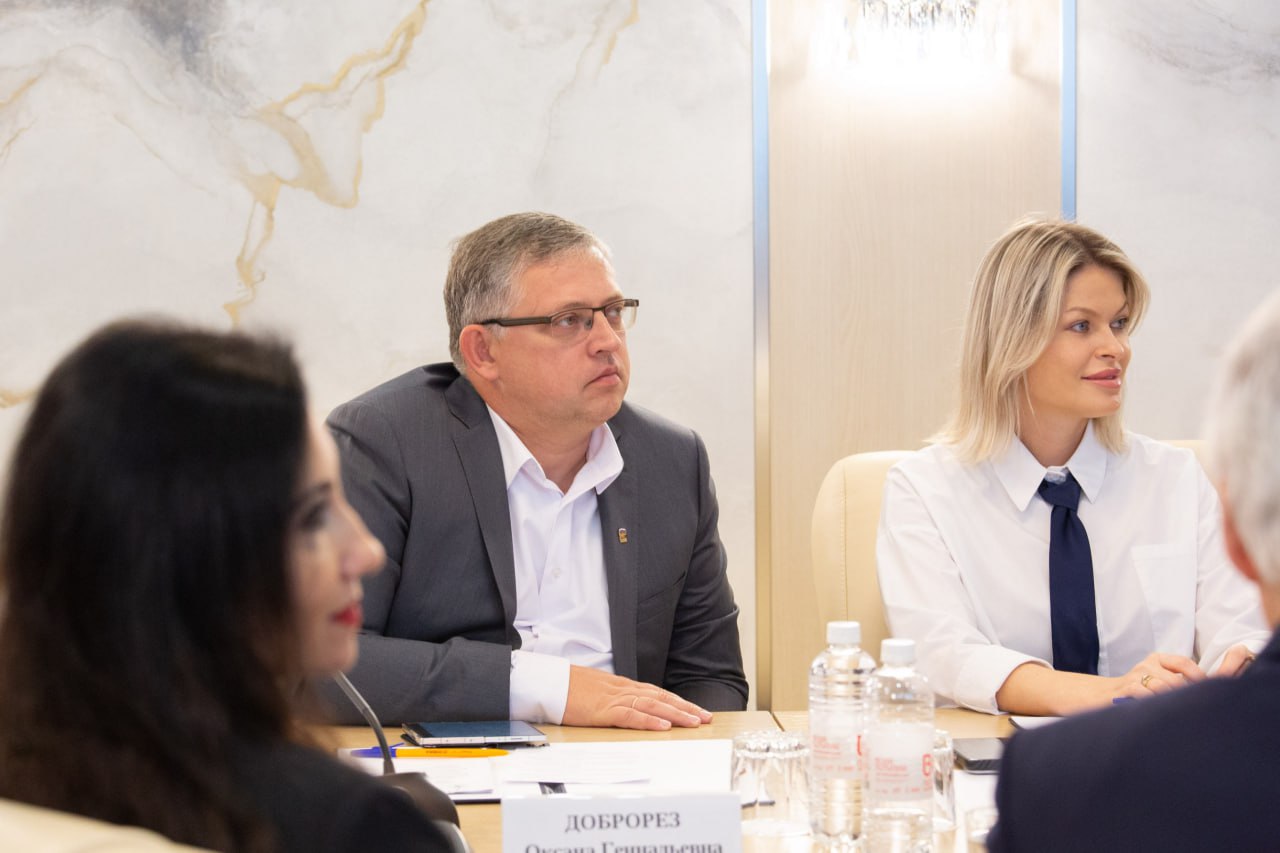 90% выпускников программы «Герои Крыма» будут работать в органах госвласти 90% выпускников программы «Герои Крыма» будут работать в органах госвласти