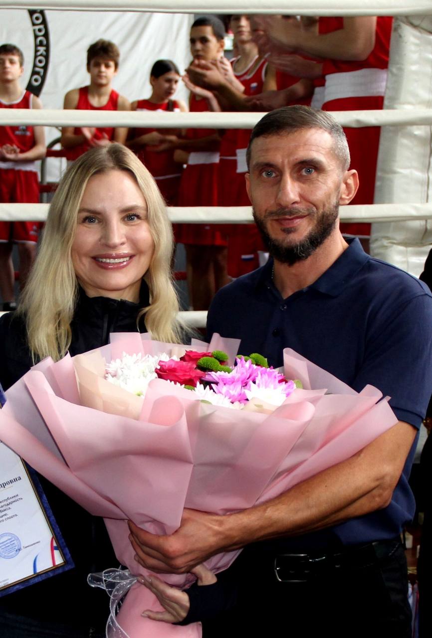 Ольга Торубарова: Вместе с Ветераном боевых действий, участником кадрового проекта «Герои России. Герои Крыма» Сергеем Сергеевичем Каменевым приняли участие в муниципальном турнире по боксу приуроченному ко Дню Народного... Ольга Торубарова: Вместе с Ветераном боевых действий, участником кадрового проекта «Герои России. Герои Крыма» Сергеем Сергеевичем Каменевым приняли участие в муниципальном турнире по боксу приуроченному ко Дню Народного...