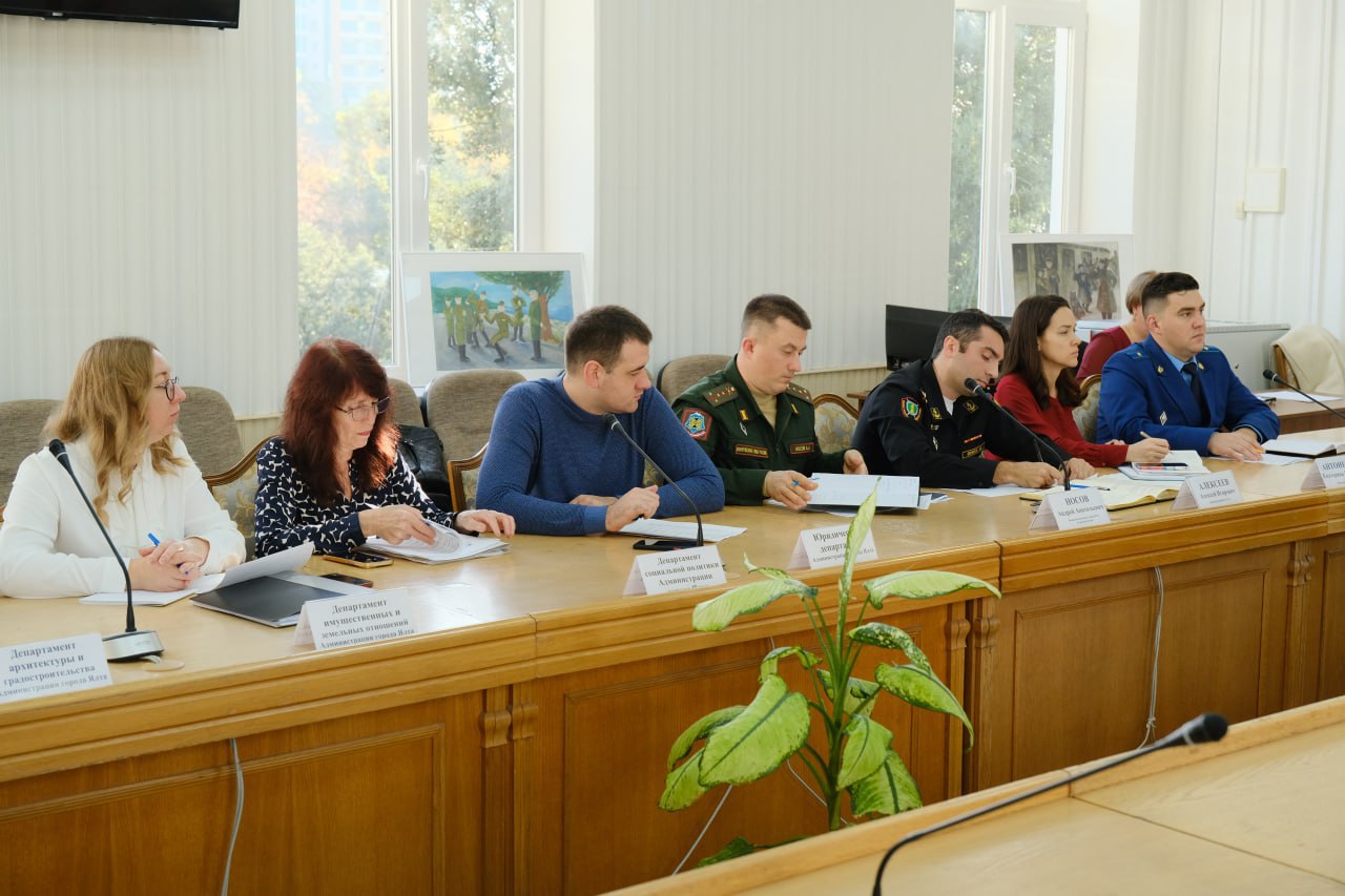 Янина Павленко: Большой прием участников Специальной военной операции и членов их семей под началом руководителя филиала Государственного фонда «Защитники Отечества» по РК Владимира Олеговича Трегуба Янина Павленко: Большой прием участников Специальной военной операции и членов их семей под началом руководителя филиала Государственного фонда «Защитники Отечества» по РК Владимира Олеговича Трегуба