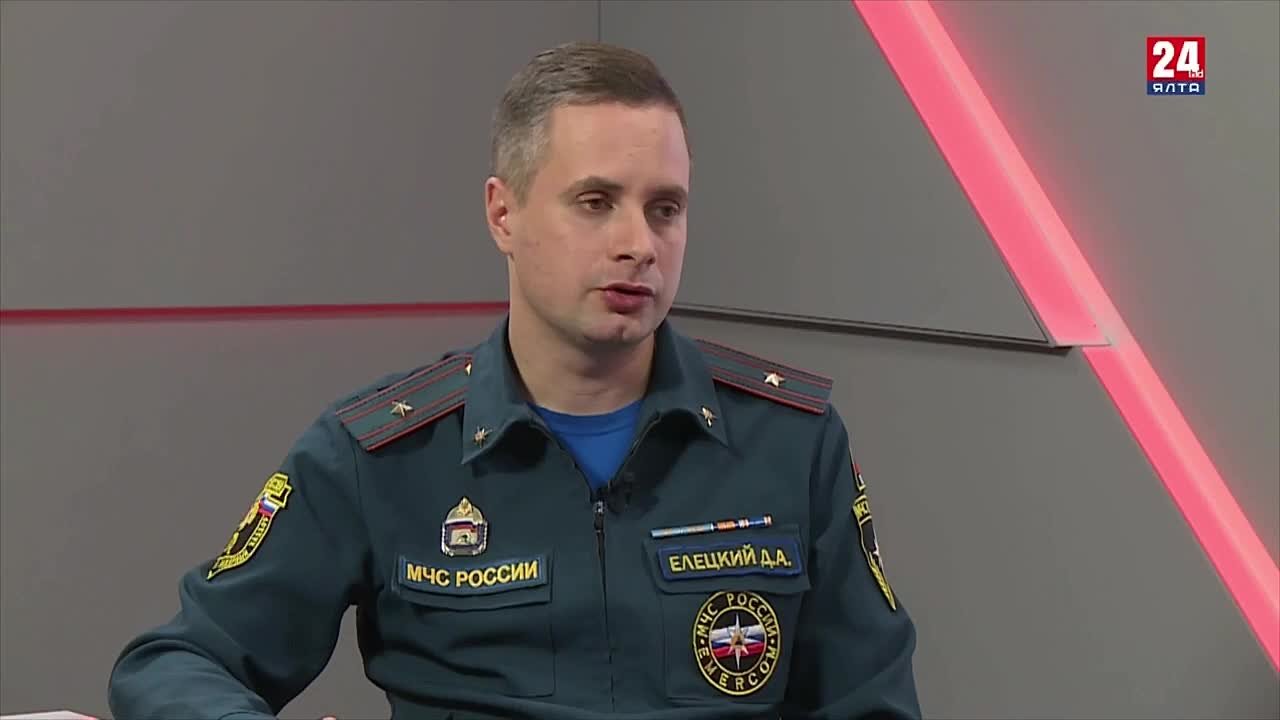 Представитель МЧС рассказал о сложностях тушения огня в горно-лесной зоне Крыма