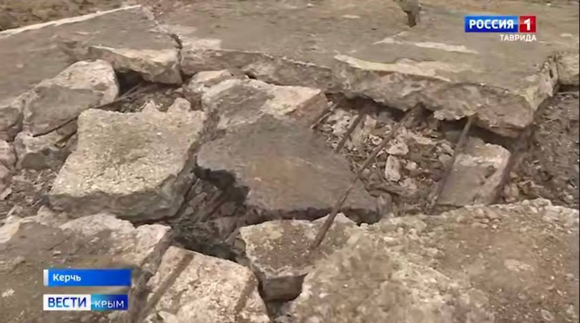 Прокуратура организовала проверку после сюжета Вести Крым о нарушении прав жильцов одного из домов в Керчи