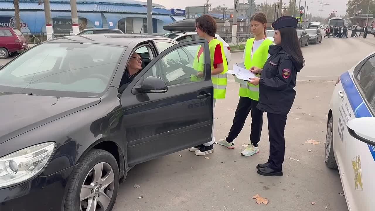 Учащиеся керченских школ обратились к автомобилистам в рамках акции «Письмо водителю»