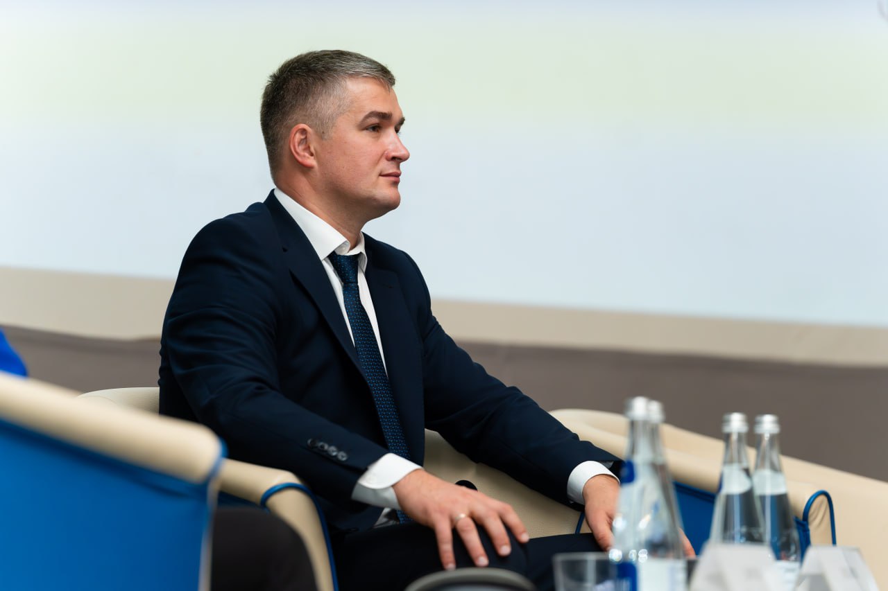 С 11 по 13 ноября в Ялте проходит Всероссийская научно-практическая конференция «Сохранение профессионального долголетия» С 11 по 13 ноября в Ялте проходит Всероссийская научно-практическая конференция «Сохранение профессионального долголетия»