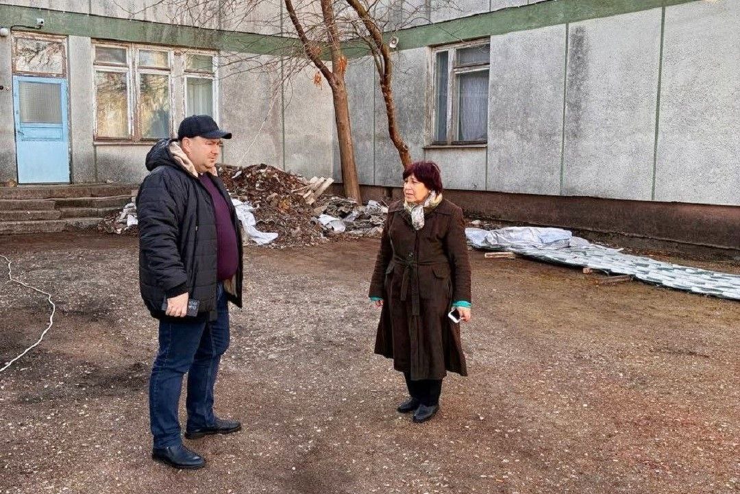 Александр Соколовский: Проверил ход капитального ремонта крыши с заменой системы молниезащиты в МБДОУ «Сусанинский детский сад «Ромашка»