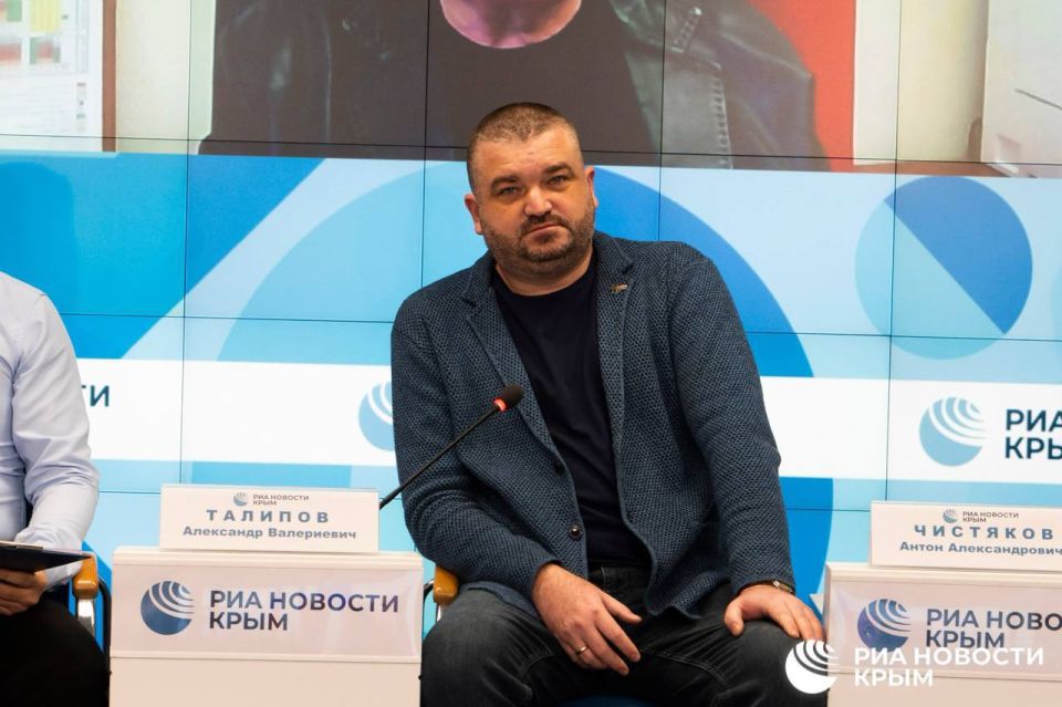 Надо принять федеральный закон о запрете на публикацию фото и видео атак дронов