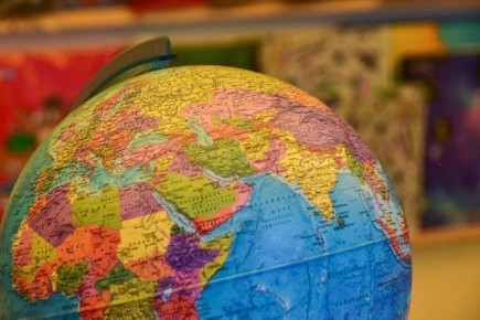 В Крыму вырос спрос на репетиторов по алгебре, географии и информатике