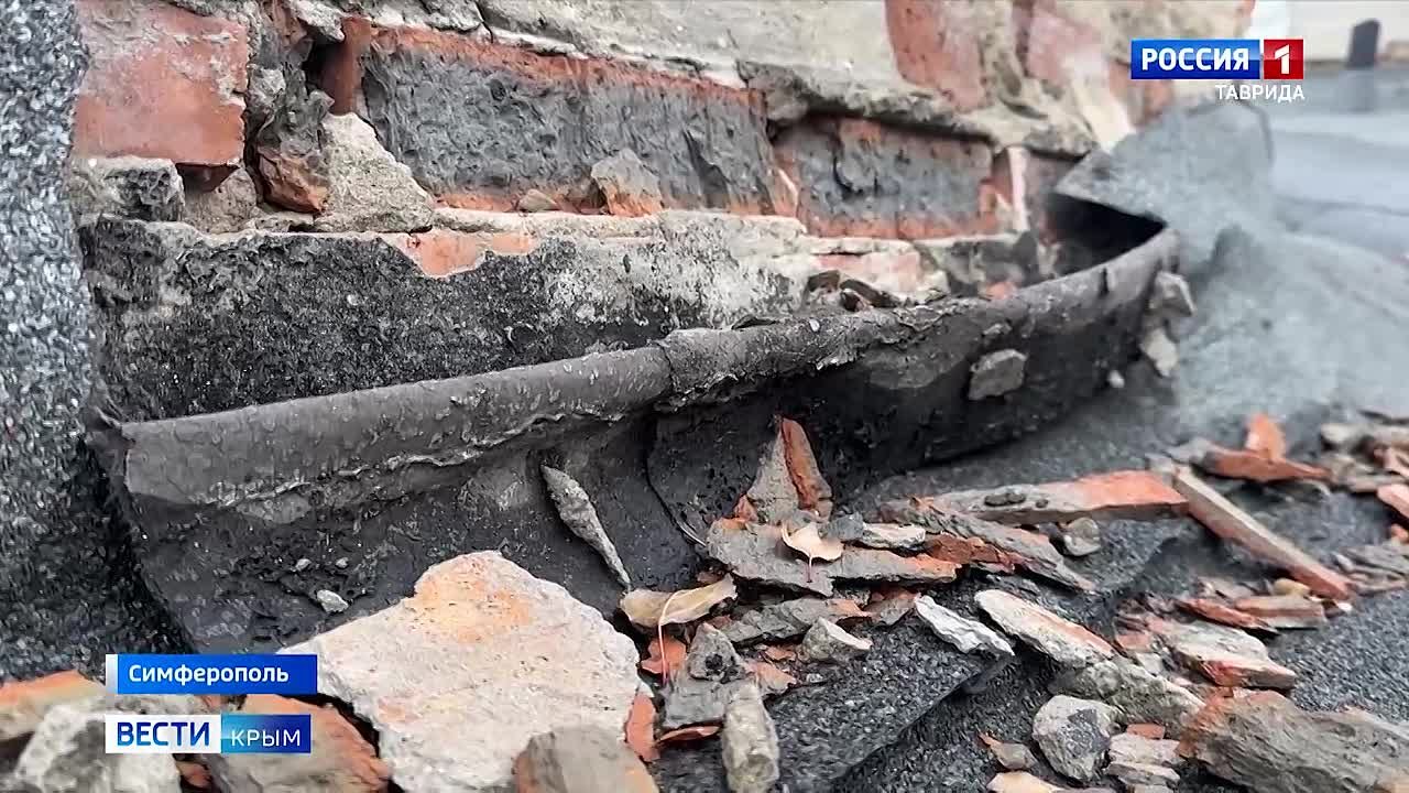 Жители нескольких многоэтажек в Симферополе недовольны работой управляющих организаций