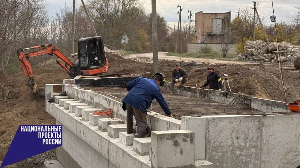  :                -  -  - 