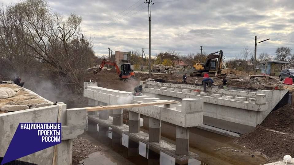  :                -  -  - 