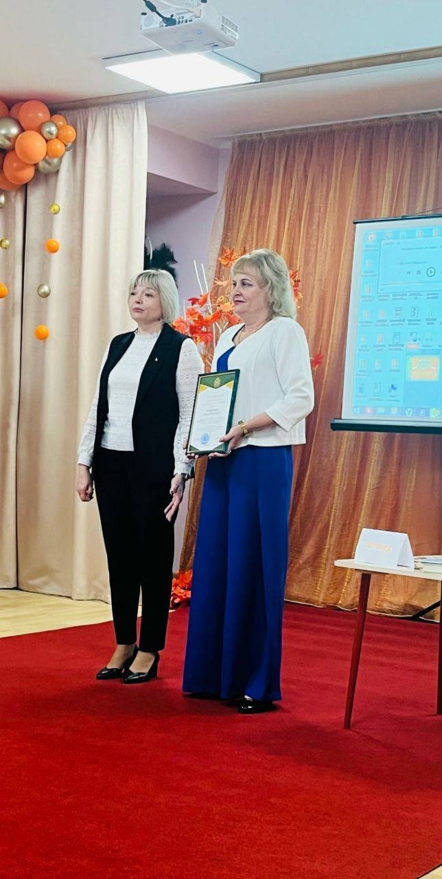 14 ноября на базе МБДОУ 30 г. Симферополя «Берёзка» состоялся юбилейный 10 Фестиваль учителей – логопедов, учителей-дефектологов дошкольных образовательных учреждений г. Симферополя. Коллектив и воспитанники ДОУ поздравили... 14 ноября на базе МБДОУ 30 г. Симферополя «Берёзка» состоялся юбилейный 10 Фестиваль учителей – логопедов, учителей-дефектологов дошкольных образовательных учреждений г. Симферополя. Коллектив и воспитанники ДОУ поздравили...