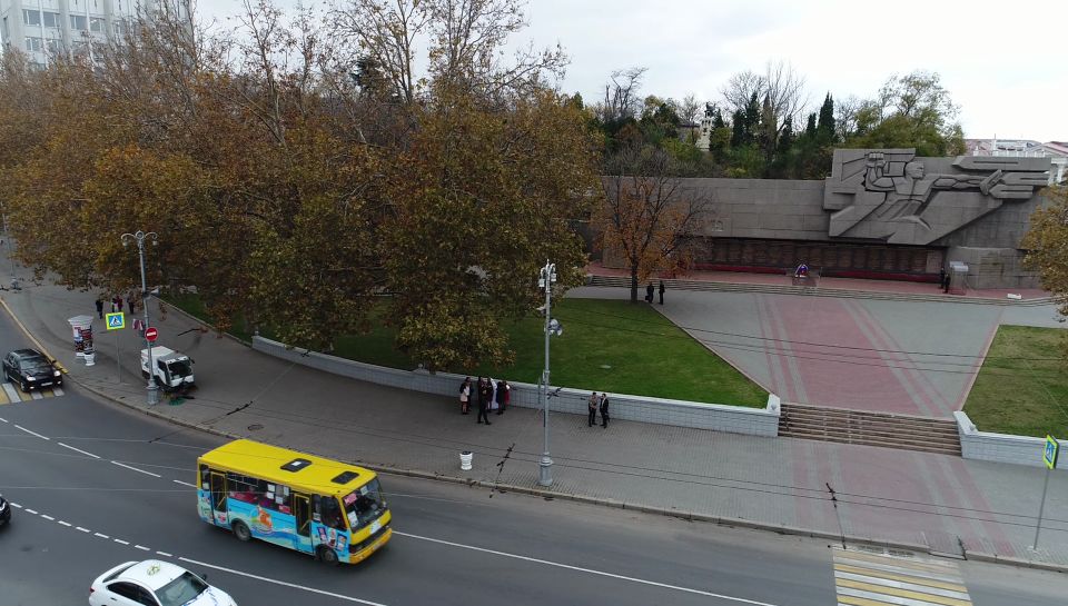 16 ноября в центре Севастополе на время перекроют движение транспорта