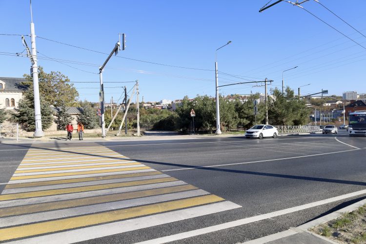 Свыше 9000 метров разметки пешеходных переходов нанесли в Севастополе за первое полугодие 2025 года