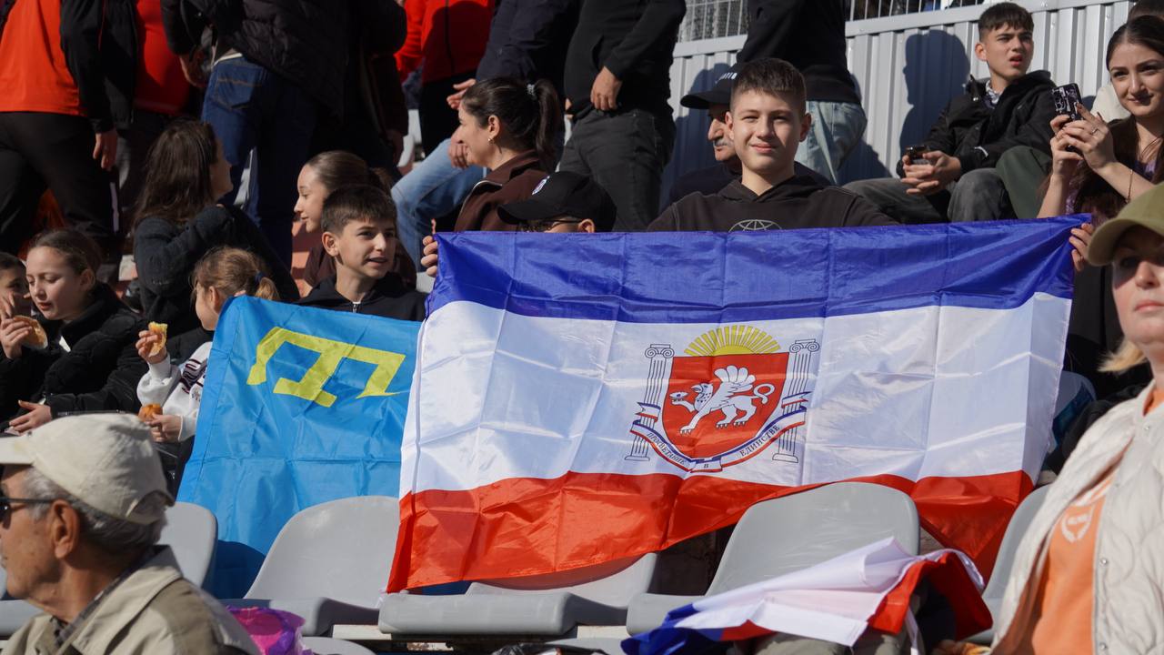 Совсем скоро начнётся решающий поединок этого футбольного сезона за звание чемпиона Премьер-лиги КФС Совсем скоро начнётся решающий поединок этого футбольного сезона за звание чемпиона Премьер-лиги КФС