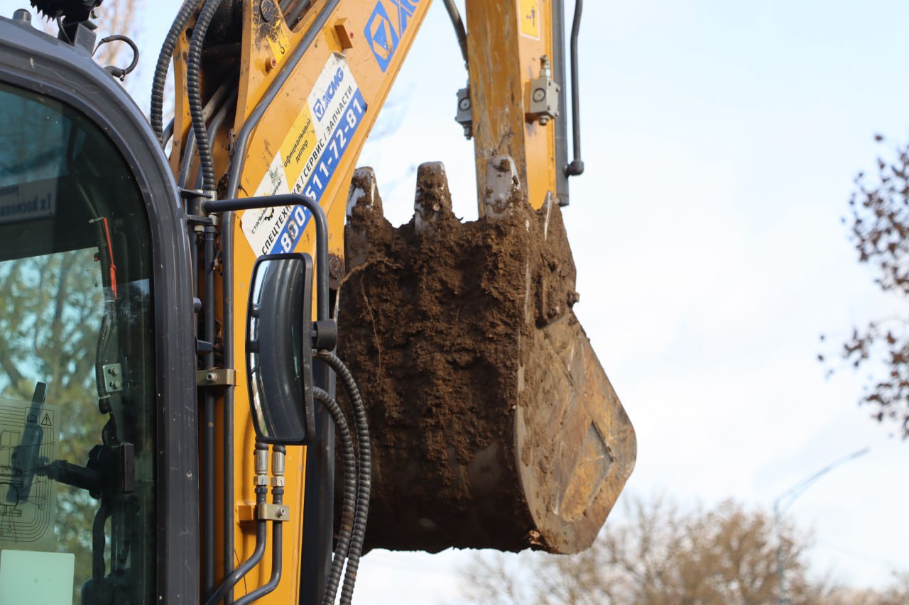 Олег Каторгин: На улице Орджоникидзе возобновили работы по асфальтированию тротуаров после капитального ремонта магистрального водопровода Олег Каторгин: На улице Орджоникидзе возобновили работы по асфальтированию тротуаров после капитального ремонта магистрального водопровода