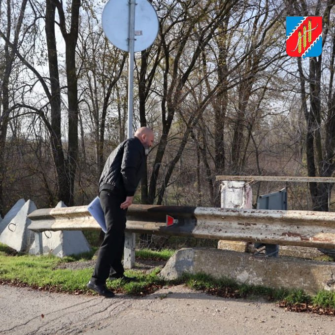 Глава администрации Джанкойского района Инна Федоренко провела выездную встречу с начальником ГКУ РК «Служба автомобильных дорог Республики Крым» Николаем Мокрицким Глава администрации Джанкойского района Инна Федоренко провела выездную встречу с начальником ГКУ РК «Служба автомобильных дорог Республики Крым» Николаем Мокрицким