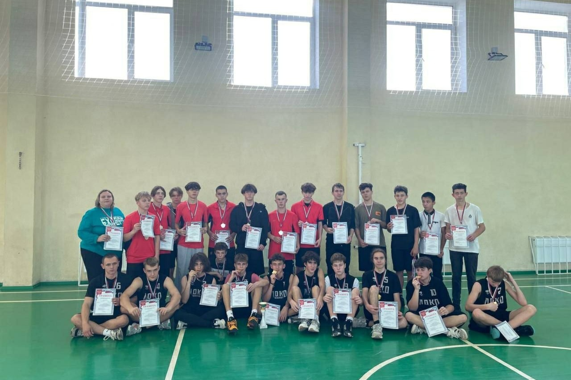 В Раздольном состоялся муниципальный этап Чемпионата Школьной баскетбольной лиги «КЭС-БАСКЕТ»