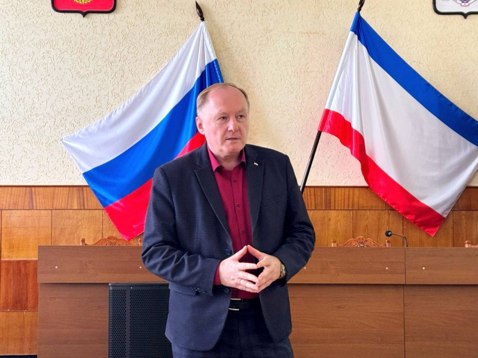 Александр Дудинов: Всегда с большим удовольствием встречаюсь с молодежью и школьниками Александр Дудинов: Всегда с большим удовольствием встречаюсь с молодежью и школьниками