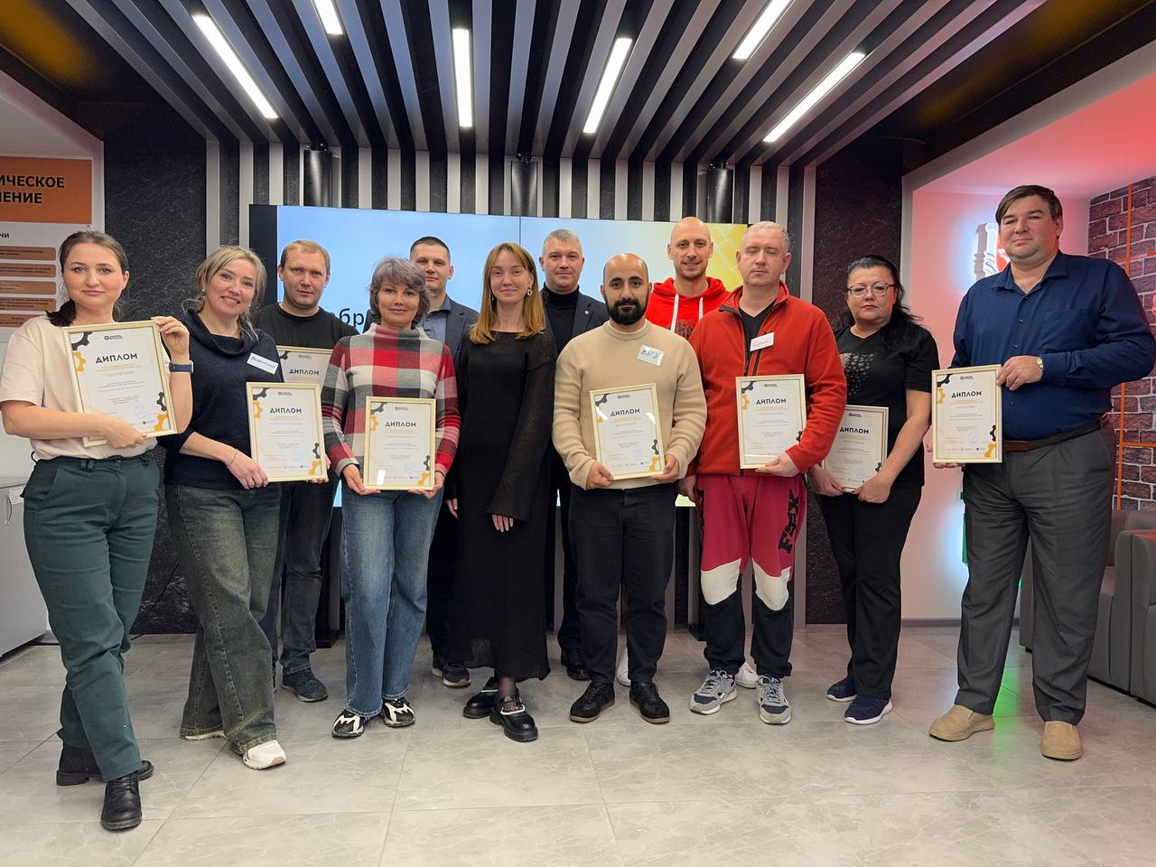 Лучшие практики из Крыма!. Успех команды Министерства экономического развития Республики Крым в освоении принципов бережливого производства и их достижение рекорда по обработке заявок подтверждает, как важно внедрение...