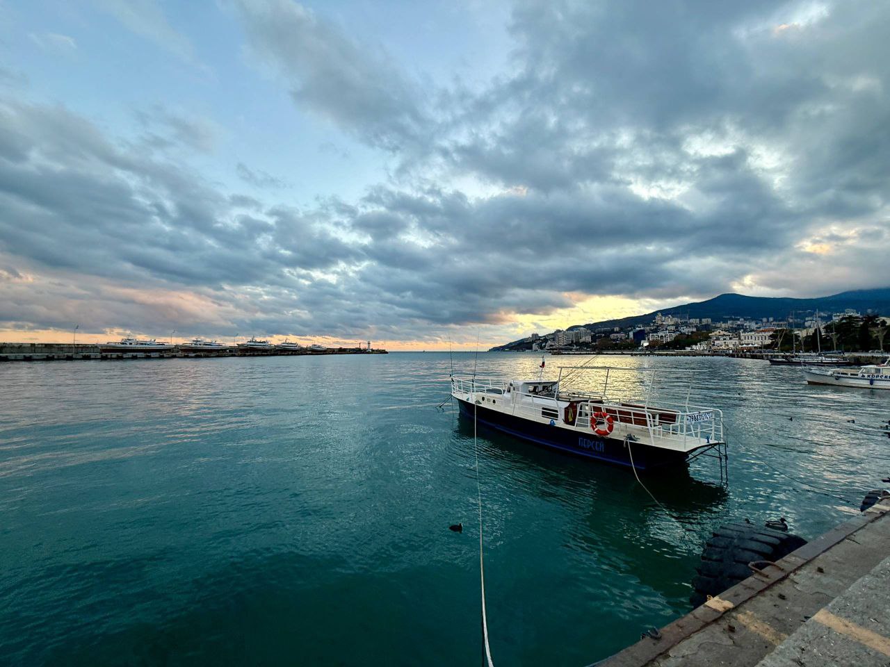 Янина Павленко: С добрым утром, любимый город До Нового года всего 44 дня! Совсем не верится, правда? Ещё столько ярких красок не растратила осень Любуемся красотой, друзья Янина Павленко: С добрым утром, любимый город До Нового года всего 44 дня! Совсем не верится, правда? Ещё столько ярких красок не растратила осень Любуемся красотой, друзья