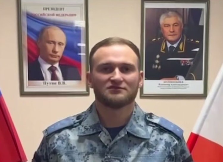 Ловили преступников, а попали на пожар: в Крыму полицейские спасли от огня жителей многоэтажки Ловили преступников, а попали на пожар: в Крыму полицейские спасли от огня жителей многоэтажки