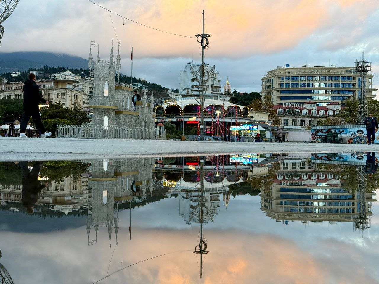 Янина Павленко: С добрым утром, любимый город До Нового года всего 44 дня! Совсем не верится, правда? Ещё столько ярких красок не растратила осень Любуемся красотой, друзья Янина Павленко: С добрым утром, любимый город До Нового года всего 44 дня! Совсем не верится, правда? Ещё столько ярких красок не растратила осень Любуемся красотой, друзья