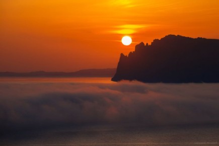 Закат над хребтом Хоба-Тепе (Кара-Даг)