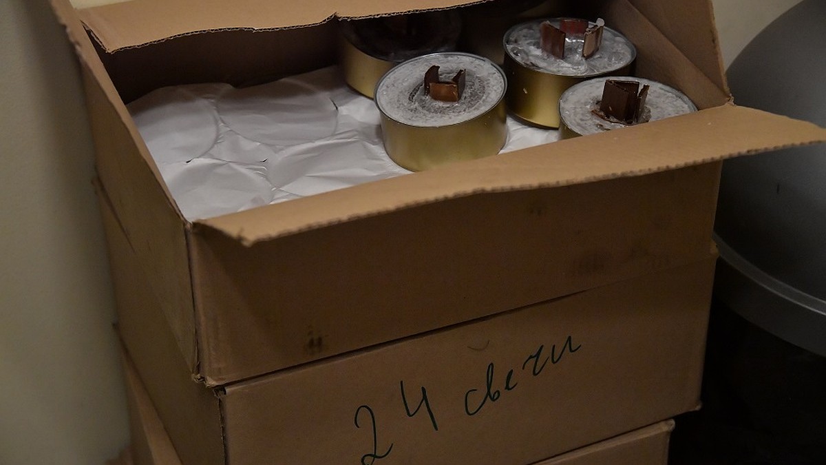 В Крыму волонтеры разработали окопные свечи с защитой от мошек