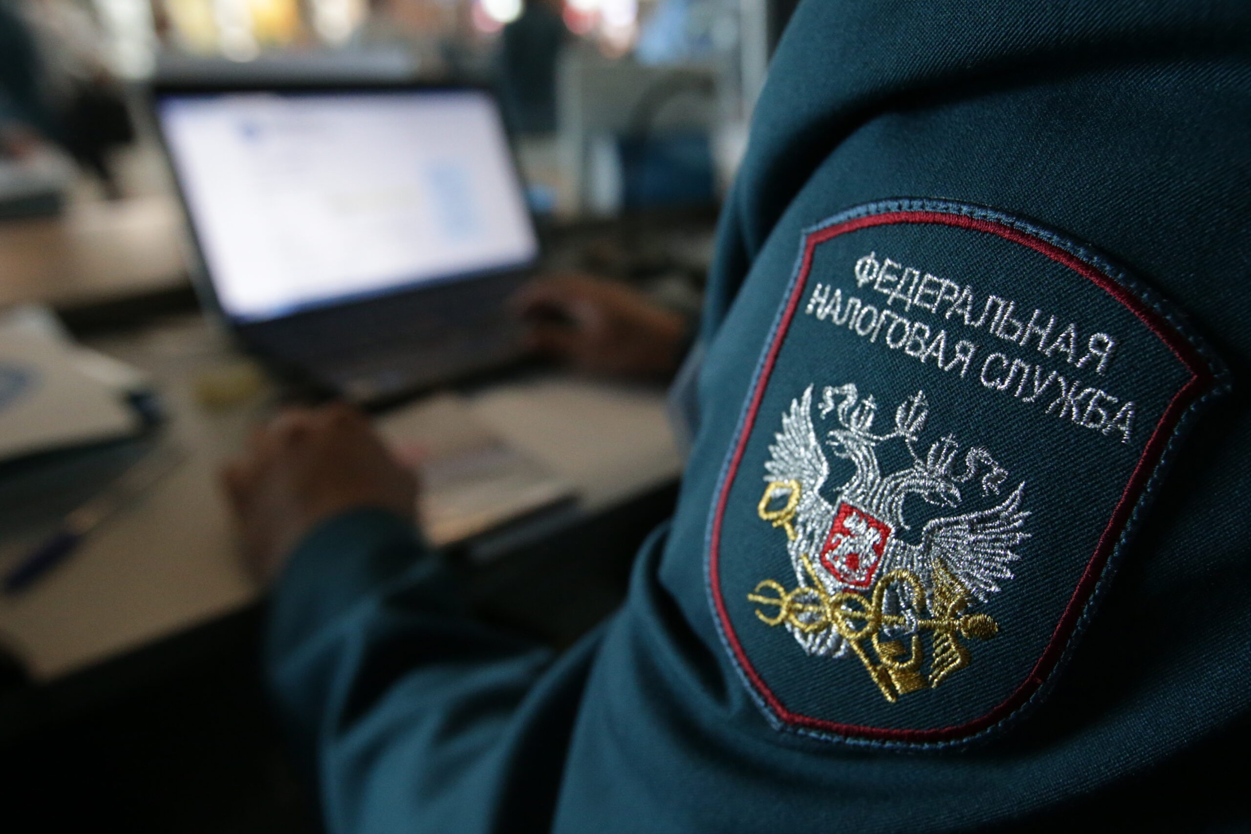 Налоговые органы Крыма легализовали теневых доходов на сотни миллионов рублей