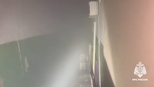 Горящий магазин потушили в Симферополе