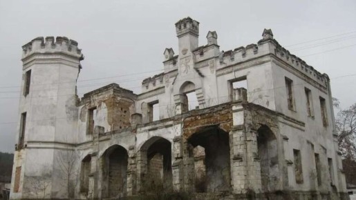 Памятникам культурного наследия по всей России ищут хозяев: что в Крыму