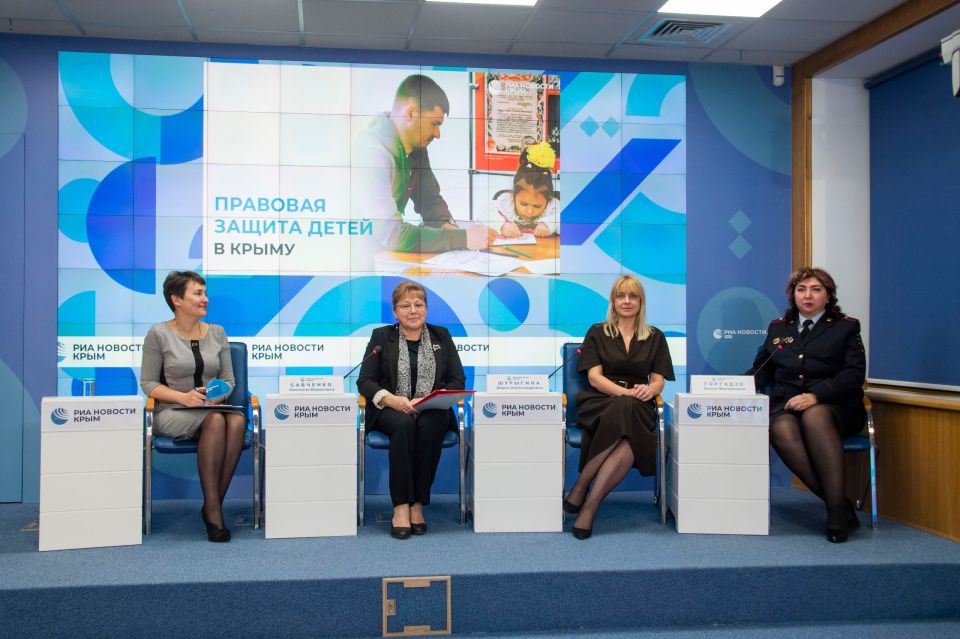   :  -     ,            ,       