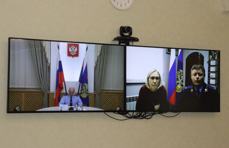 Прокурор Крыма Олег Камшилов провел прием граждан Прокурор Крыма Олег Камшилов провел прием граждан