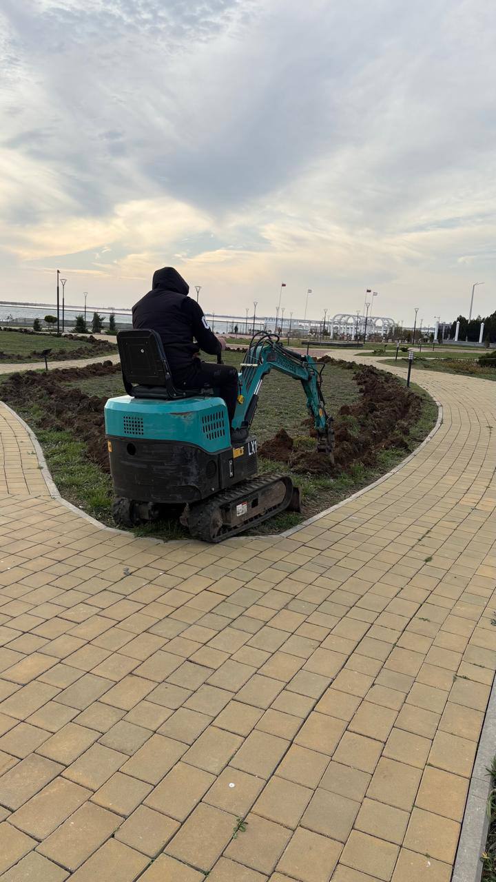 Юлия Предыбайло: Продолжаем монтаж системы автополива/капельного орошения на общественных территориях Юлия Предыбайло: Продолжаем монтаж системы автополива/капельного орошения на общественных территориях