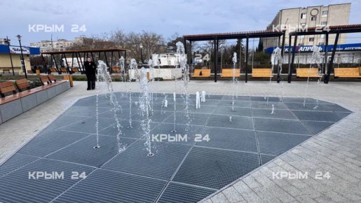 На месте взорвавшегося дома в Евпатории открыли сквер