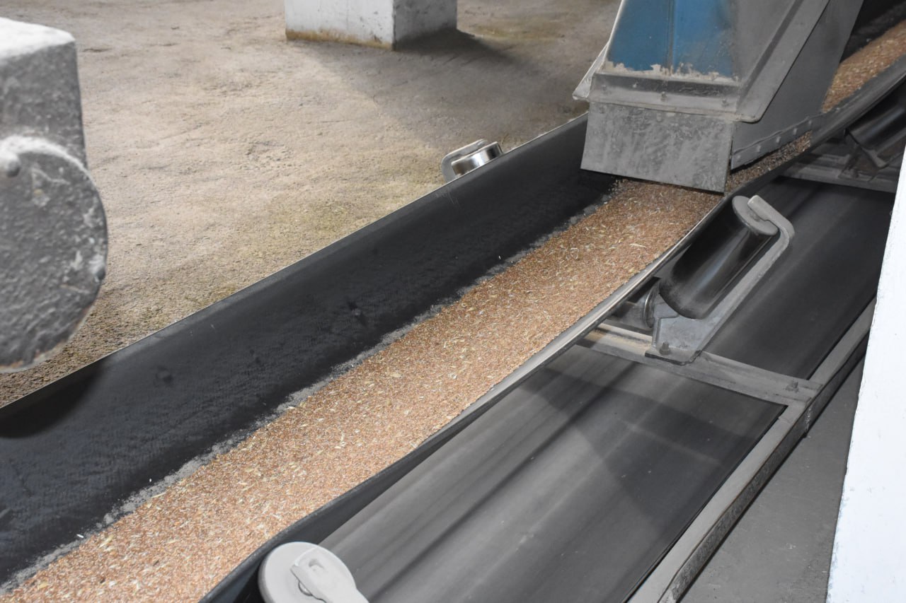 Лариса Кулинич: Сегодня с коллегами посетили АО «Симферопольский комбинат хлебопродуктов» Лариса Кулинич: Сегодня с коллегами посетили АО «Симферопольский комбинат хлебопродуктов»