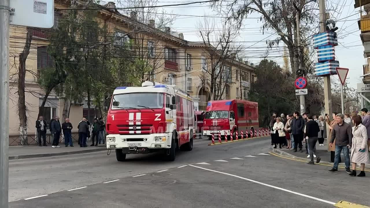 В Крымскотатарском государственном академическом музыкально-драматическом театре прошли пожарно-тактические учения