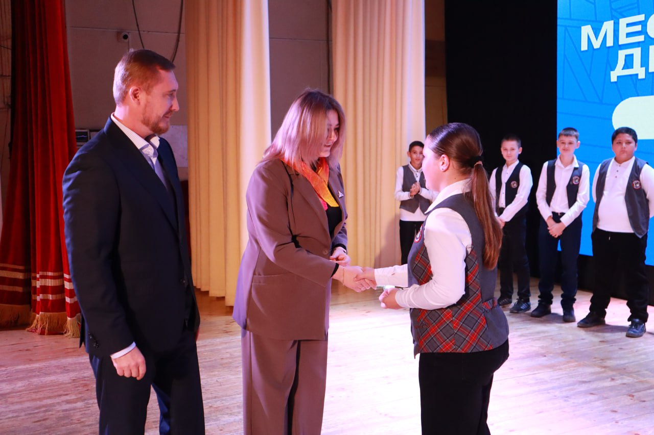 Дмитрий Чумаков: Движение Первых в Белогорском районе давно стало чем-то большим, чем просто объединением школьников Дмитрий Чумаков: Движение Первых в Белогорском районе давно стало чем-то большим, чем просто объединением школьников