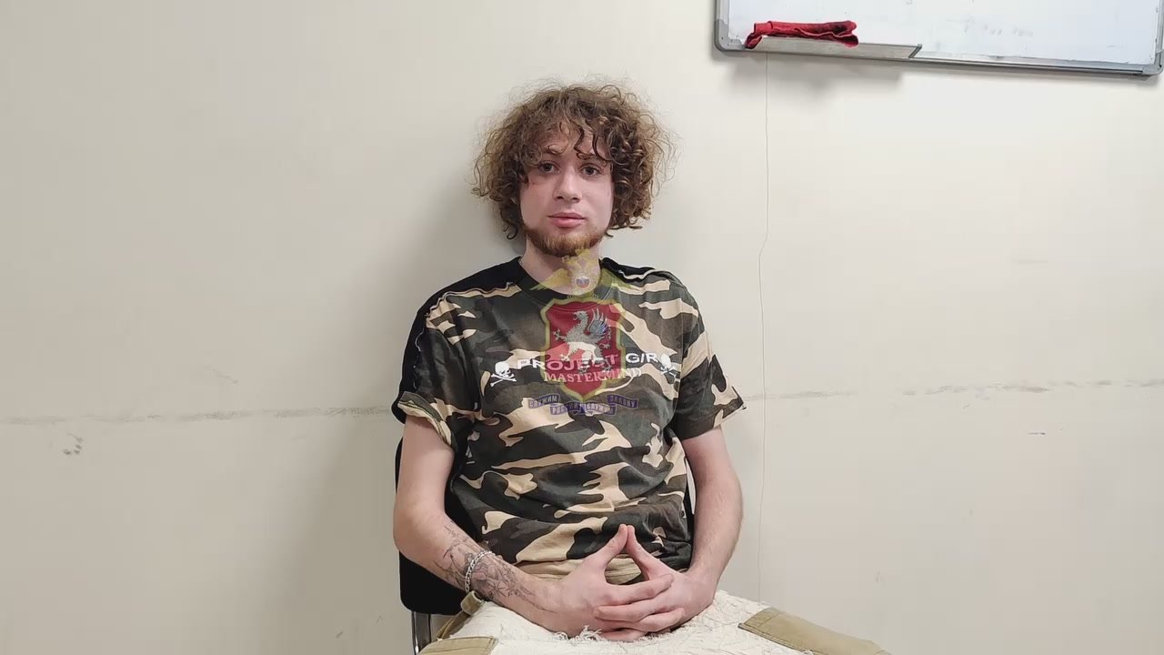 Севастопольские полицейские установили личность и привлекли к ответственности правонарушителя, стрелявшего из арбалета в центре города