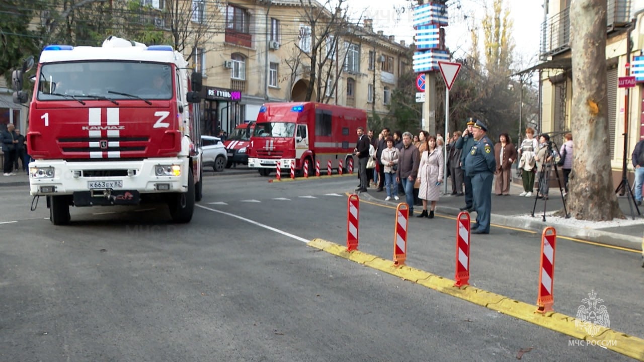 В главной роли — условное задымление