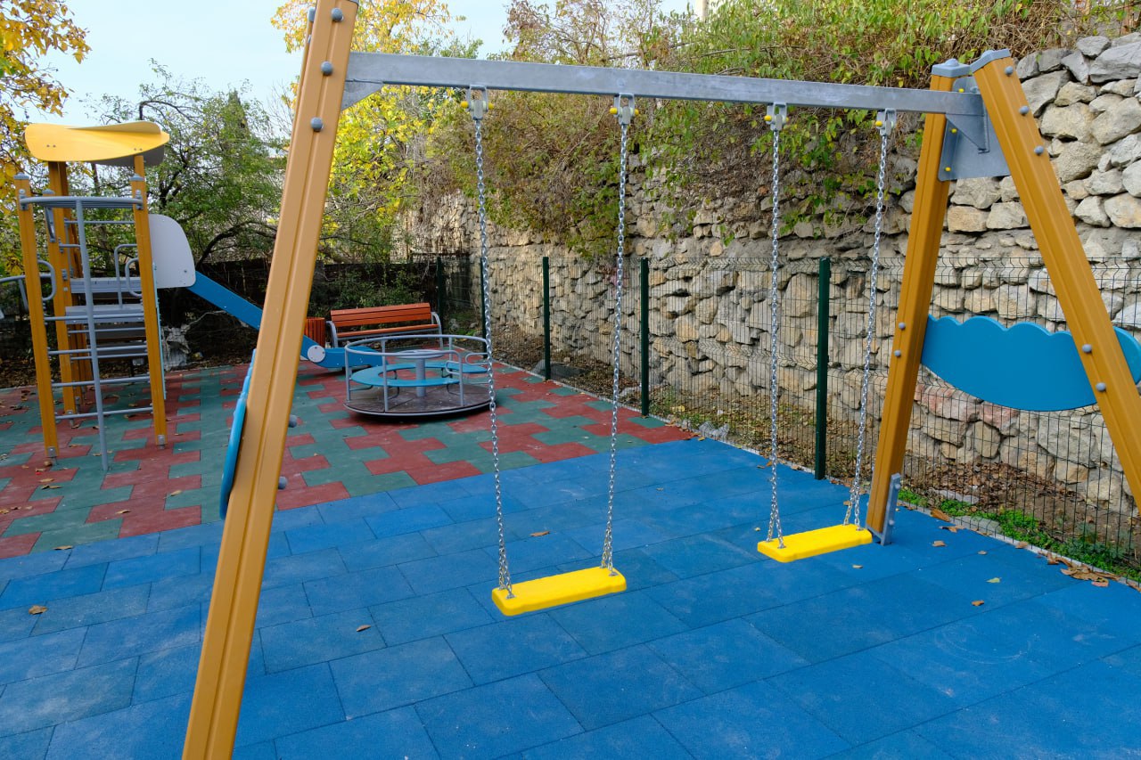 Янина Павленко: В регионе продолжаются масштабные работы по установке новых детских площадок, асфальтированию дворов и междворовых проездов, ремонту подъездов Янина Павленко: В регионе продолжаются масштабные работы по установке новых детских площадок, асфальтированию дворов и междворовых проездов, ремонту подъездов