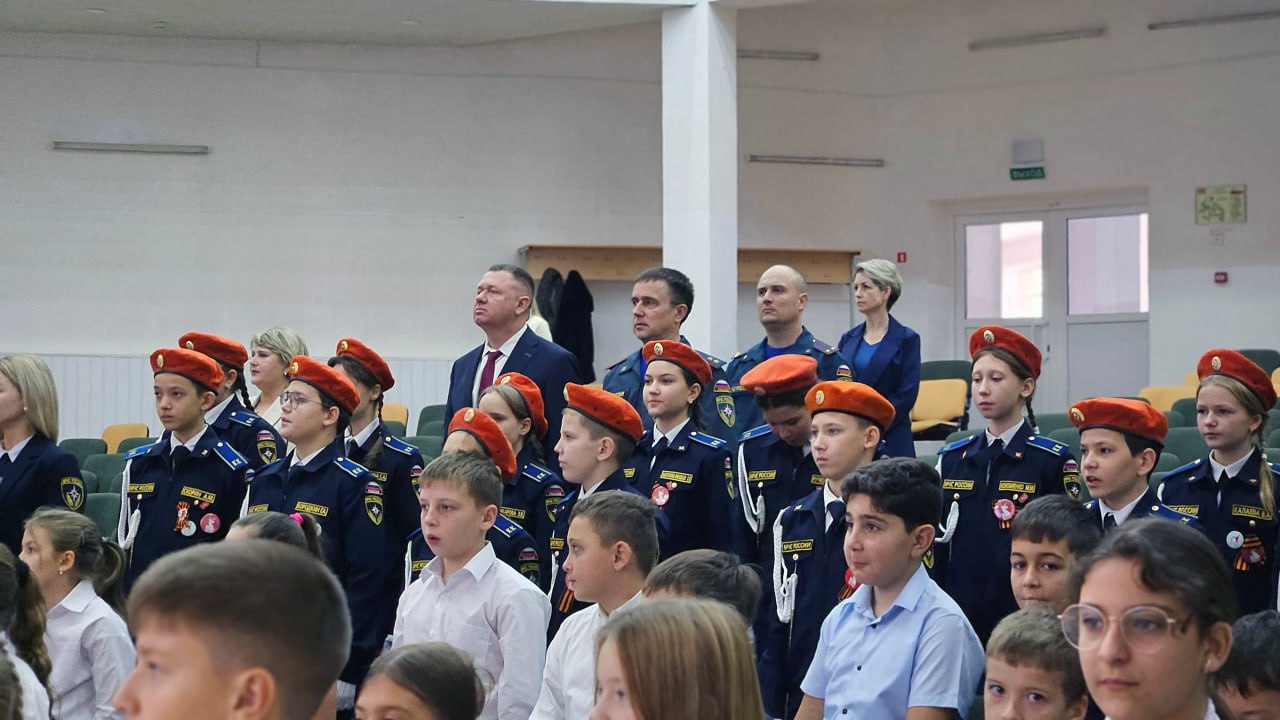 Путь под Звездой Надежды и Спасения Путь под Звездой Надежды и Спасения