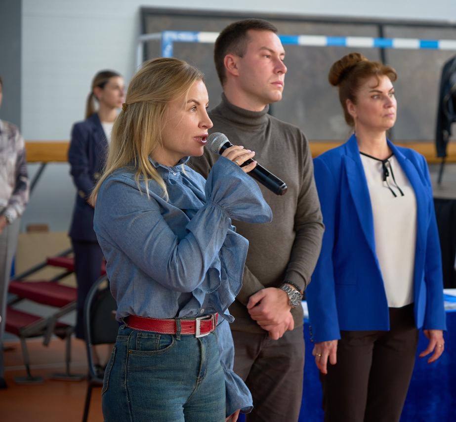 Ольга Торубарова: Совместно с ветераном боевых действий, участником кадрового проекта «Герои Крыма» Сергеем Сергеевичем Каменевым и президентом федерации художественной гимнастики Республики Крым Викторией Викторовной... Ольга Торубарова: Совместно с ветераном боевых действий, участником кадрового проекта «Герои Крыма» Сергеем Сергеевичем Каменевым и президентом федерации художественной гимнастики Республики Крым Викторией Викторовной...