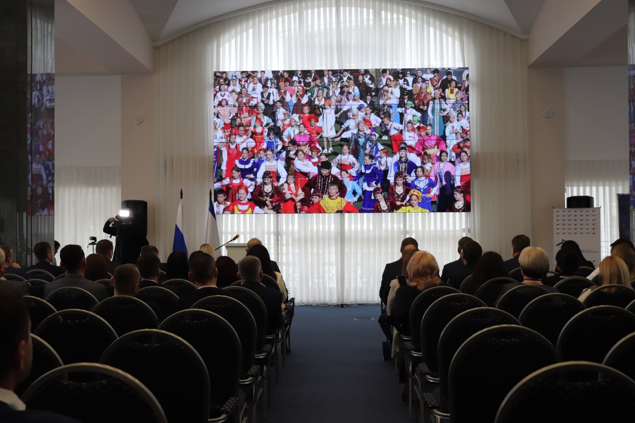 Единство народов — сила России! Единство народов — сила России!