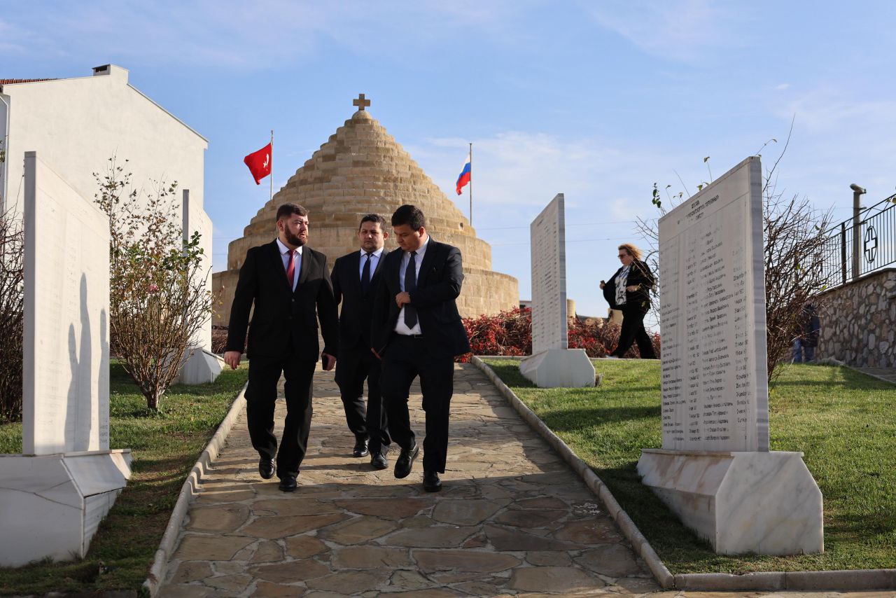 Генеральное консульство России в Стамбуле: Генеральное консульство России в Стамбуле: