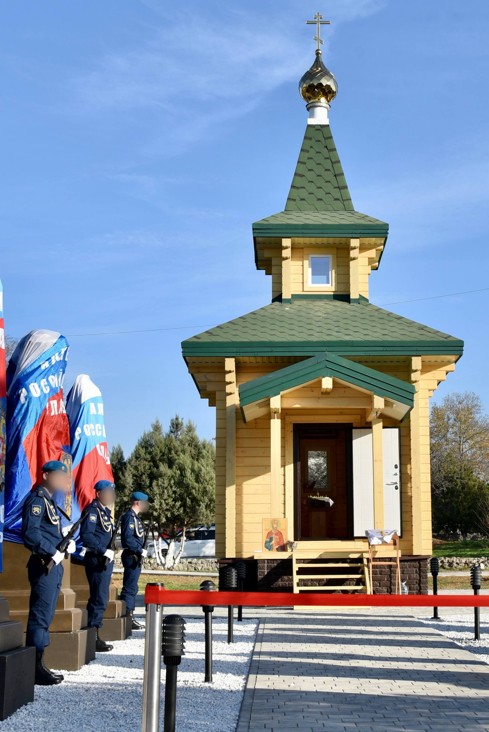 Владимир Немцев: В православный праздник Собора Архистратига Михаила и прочих Небесных Сил бесплотных принял участие в открытии часовни и Аллеи Героев в воинской части Владимир Немцев: В православный праздник Собора Архистратига Михаила и прочих Небесных Сил бесплотных принял участие в открытии часовни и Аллеи Героев в воинской части